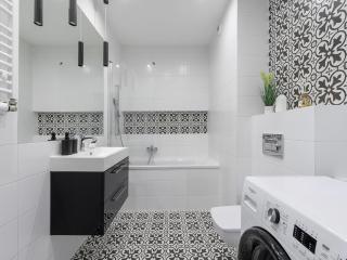 Central Apartment with Terrace - 6