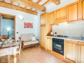 Inviting Farmhouse in Appenines with covered swimming pool - 4