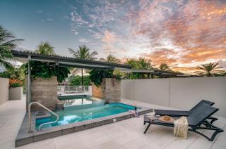 Coconut Grove - 6