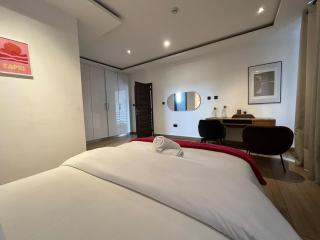 Adjiringanor 3BR - Pool & Gym at Preston Place - 8
