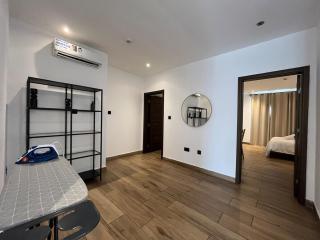 Adjiringanor 3BR - Pool & Gym at Preston Place - 4