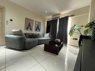 Airport City 1BR - Pool & Gym at The Gallery - 3