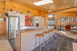 The Holiday Hideaway - Pauanui Holiday Home - 1