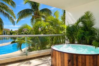 High-End Waterfront Condo at Secrets Waters - 4
