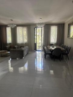3 room or 2 bedroom modern apartment in the heart of Yerevan on Abovian street - 5