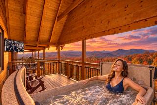 Splashing at the Bluff Indoor Pool, Theater, Arcade, Hot Tub, Sleeps 22 - Sevierville - 5
