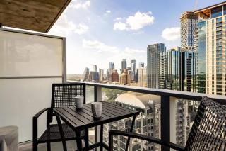 The Natiivo~Heated Rooftop Pool~ 30th Floor DTview - 9