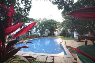The Red Door 2 BHK Luxury Villa NR YU hotel Candolim - 9