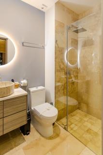 2BR Private Pool - Family Apartment - Sea View Rooftop Pools - 3