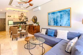 2BR Private Pool - Family Apartment - Sea View Rooftop Pools - 2