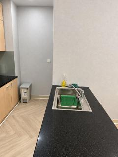July Service Apartment - Rivergate - 5