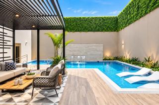 The Sterling Oceanfront Penthouse Lux - 4