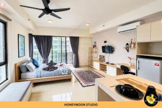 Sinar Rasa Homestay at I-Soho, I-City - 9