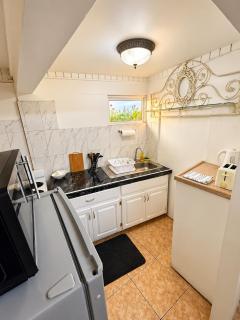 Cozy 2 of 5 Apartment in the Heart of Ocho Rios - 5