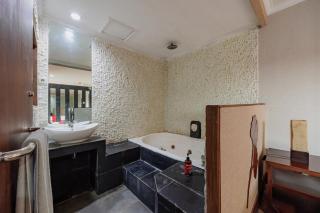 RedDoorz near Waterboom Lippo Cikarang - 1