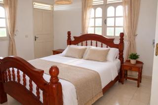 Domaine Palm Garden, Bas de villa 3 càc avec balcon et vaste jardin tropical, proche de Deshaies - 4