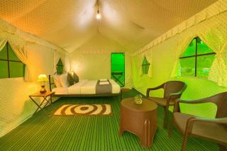 The Himalayan Swiss Cottage with Bonfire, Manali - A Riverside Retreat - 6