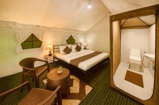 The Himalayan Swiss Cottage with Bonfire, Manali - A Riverside Retreat - 1