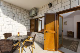 Apartments Bisera - Trogir - 0
