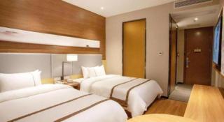 JTOUR Inn Yulin Railway Station Industrial Products Market - 5