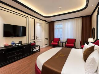 Luxuryy Boutique Hotel - 1