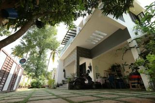 Santosham Homestay - 2