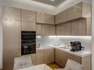 Heart of Budapest Luxury Apartment with Amazing View - 2
