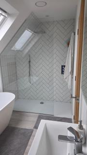 Stunning Quadruple Ensuite Room - 1