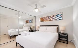 Stylish 2BRM Apt Close to Gabba with Parking & Wifi - 5