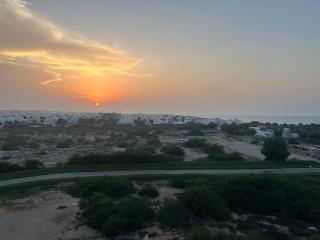 Prime Muscat Stay Pool, Gym & Sunset - 8