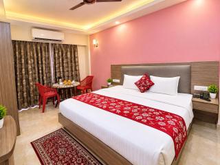 Hotel The R-Beach Ember Near Jagannath Temple # Sea Beach # Resturent # Lift and Parking - fully Air Conditioning Rooms # A Top Rated Hotel - 2