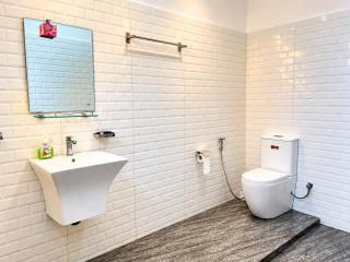 Noonna Beach Hotel - 2