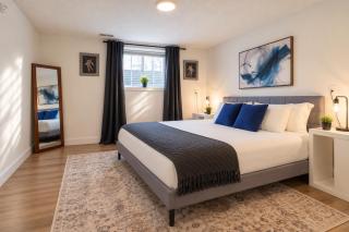 Modern Cozy Suite - Central NW Calgary - 7