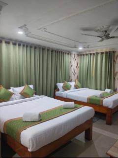 Hotel Raena - 2