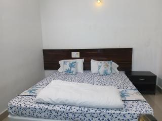 Hotel buddha crown - 2