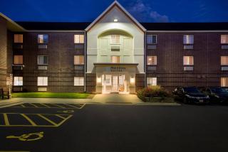 MainStay Suites Chicago Hoffman Estates - 6
