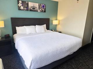 Sleep Inn & Suites near Spirit Mountain - 3