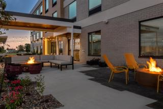 Home2 Suites By Hilton Sheboygan - 8