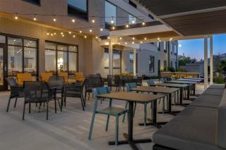 Home2 Suites By Hilton Sheboygan - 9