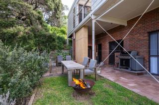 Koonya Treetops with Cedar Spa and sauna - 9