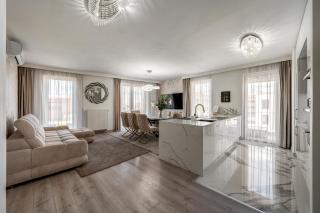Corvin 5 Stars Luxury Apartment with Free Parking - 7