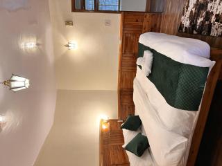 The Velvet Hills Manali - 7
