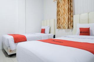 RedDoorz @ Aksara Medan - 4
