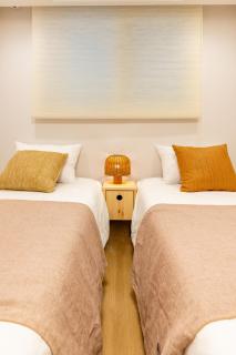 Jongno Hyehwa Station ,DDP 4 min, Myeongdong 8 min , Gyeongbokgung Palace, Free parking, Free luggage storage - 8