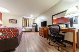 Econo Lodge Sioux Center - 1