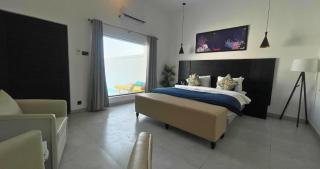 The Cove - Beach Resort & Club - 9