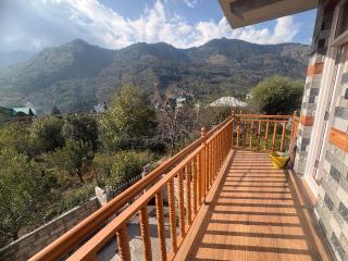 Deodar Hearth - 9
