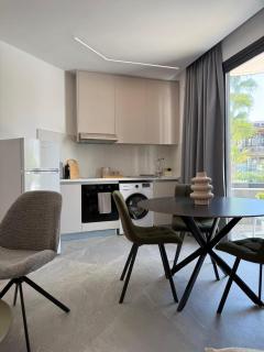 AVRA Residences Modern Beachside Studios Apartments - 4