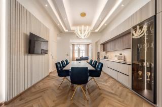 Basilica View 5 Stars 4 Bedrooms Luxury Apartment - 4