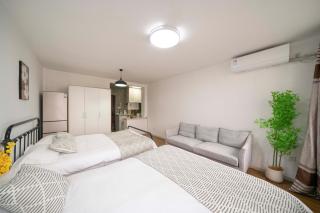 Book and Bed-Shanghai The Bund Tiantong Road Branch - 7
